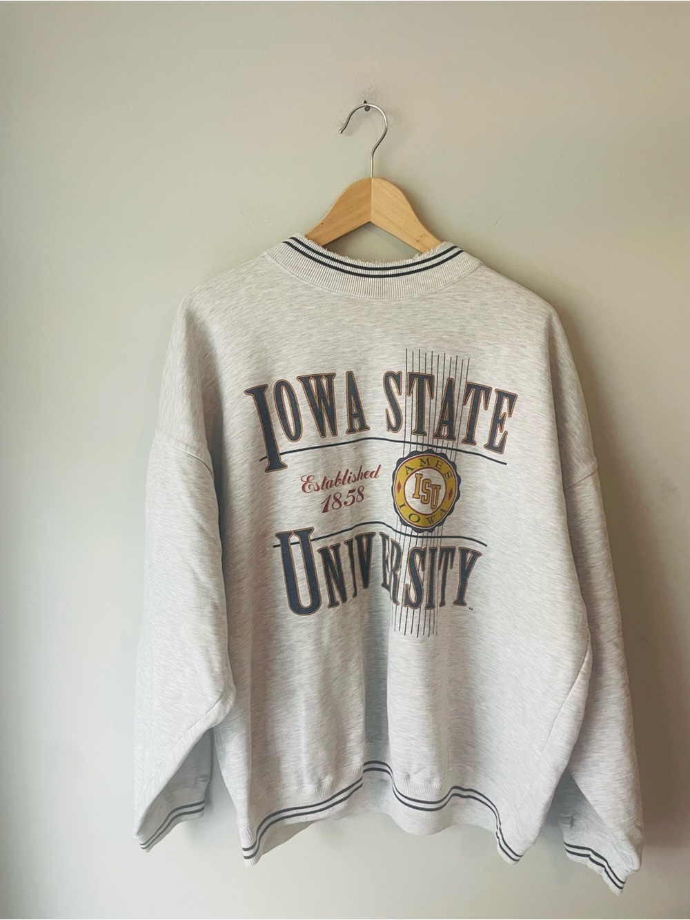 Iowa State University Vintage Gray Crewneck Sweatshirt